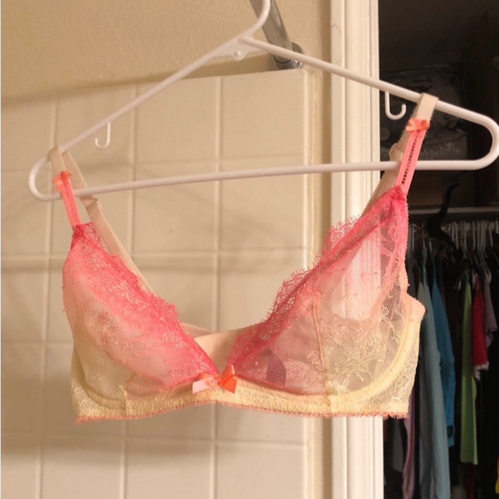 Victorias Secret unlined plunge ombré bra